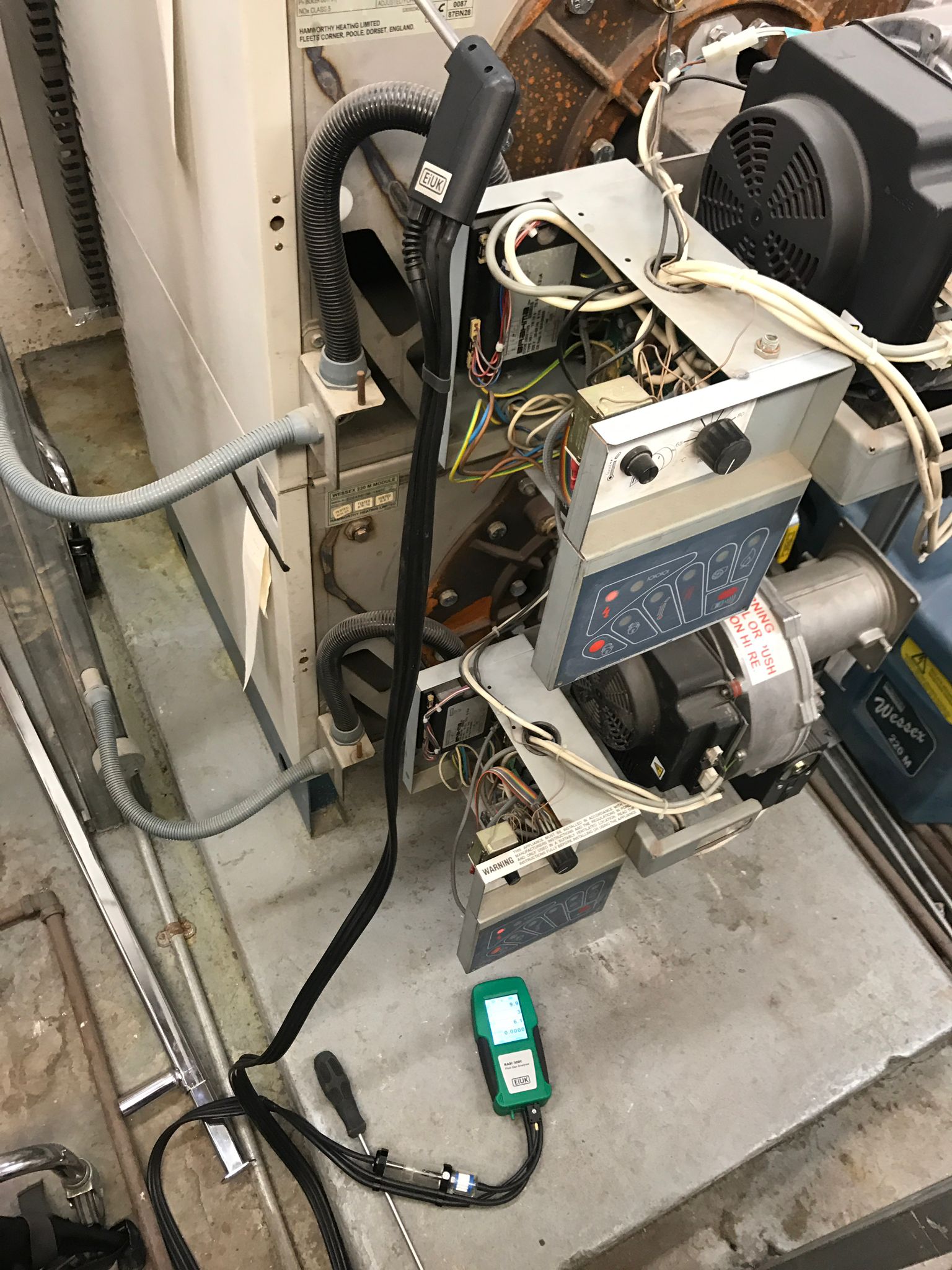 gas safe registered engineer near me Lymm, WA13